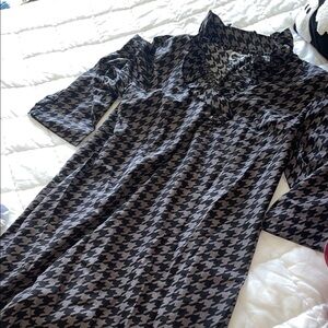 Chic Houndstooth Dress